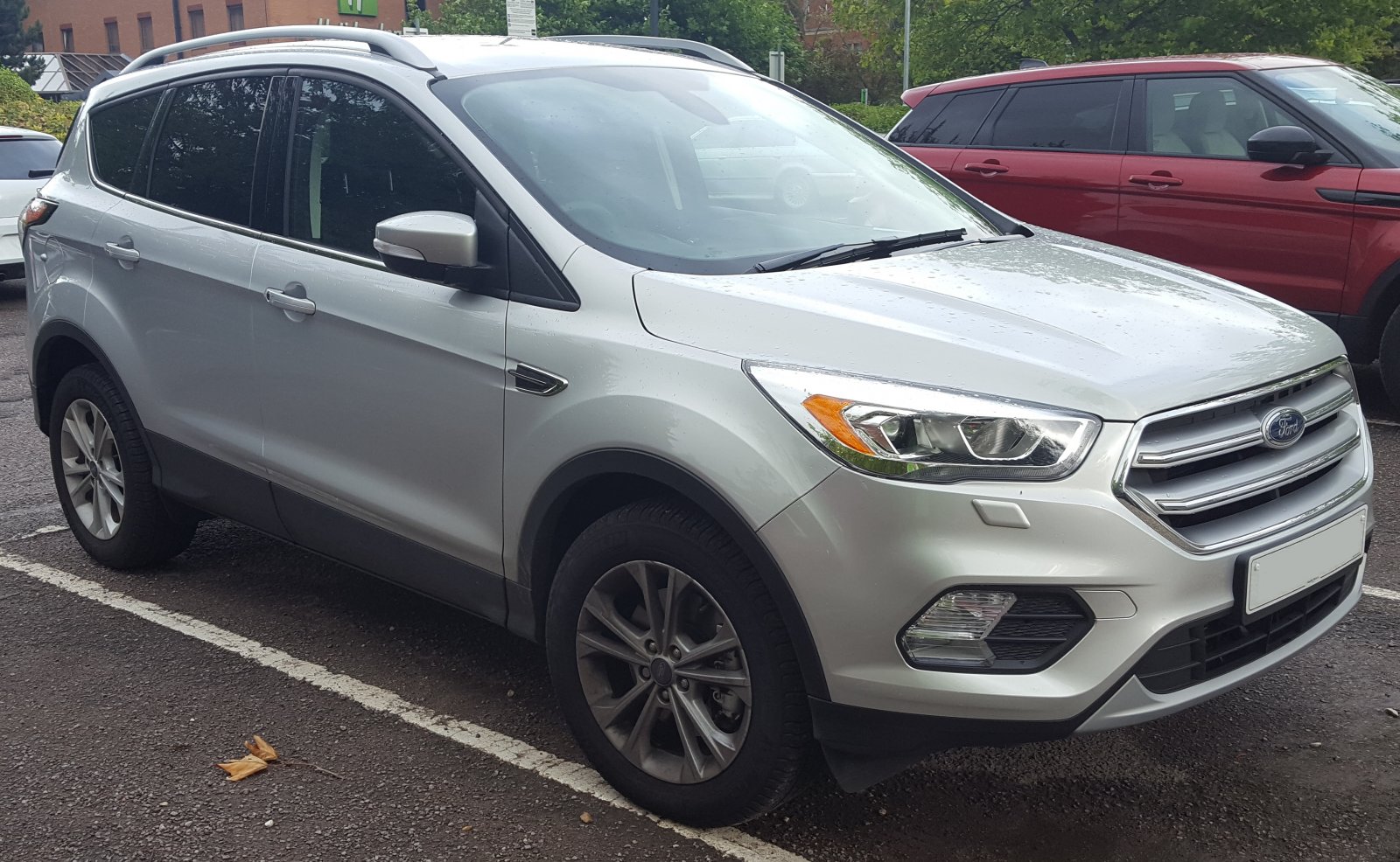 2017_Ford_Kuga_Titanium_TDCi_2.0_Front.jpg