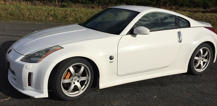 350Z gauche.jpg