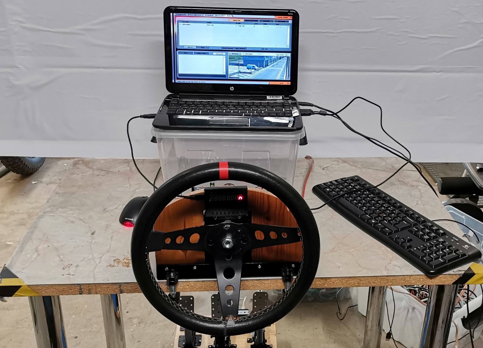 Showroom Arduino FFBwheel with pedals