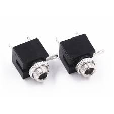 audio socket.jpg