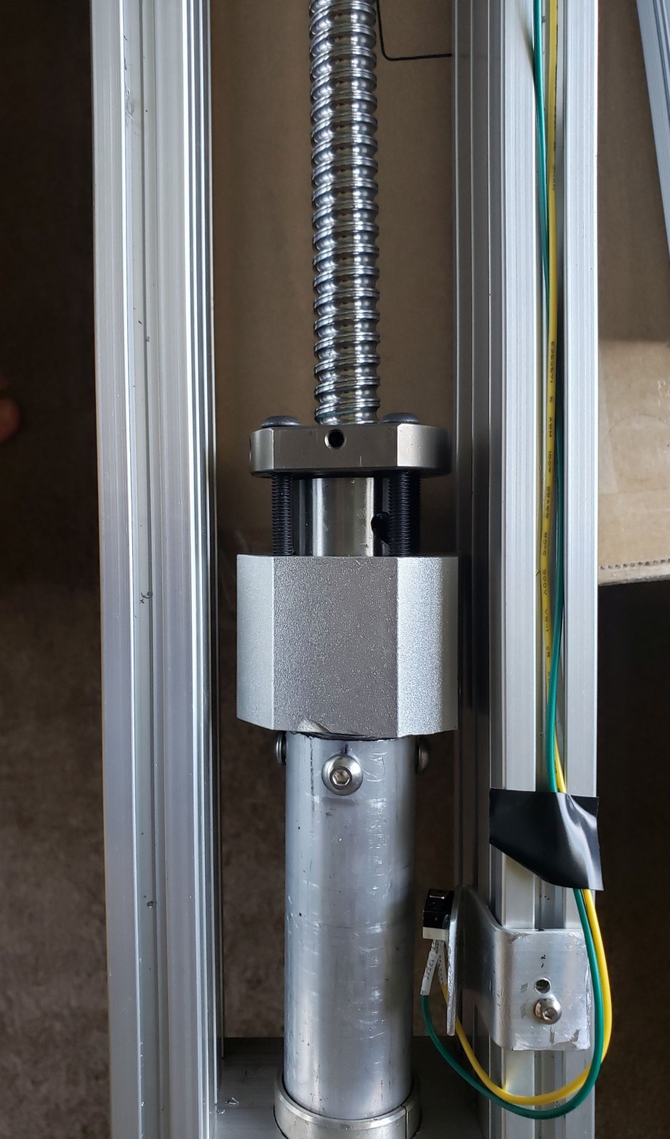 ball screw to rod connection.jpg