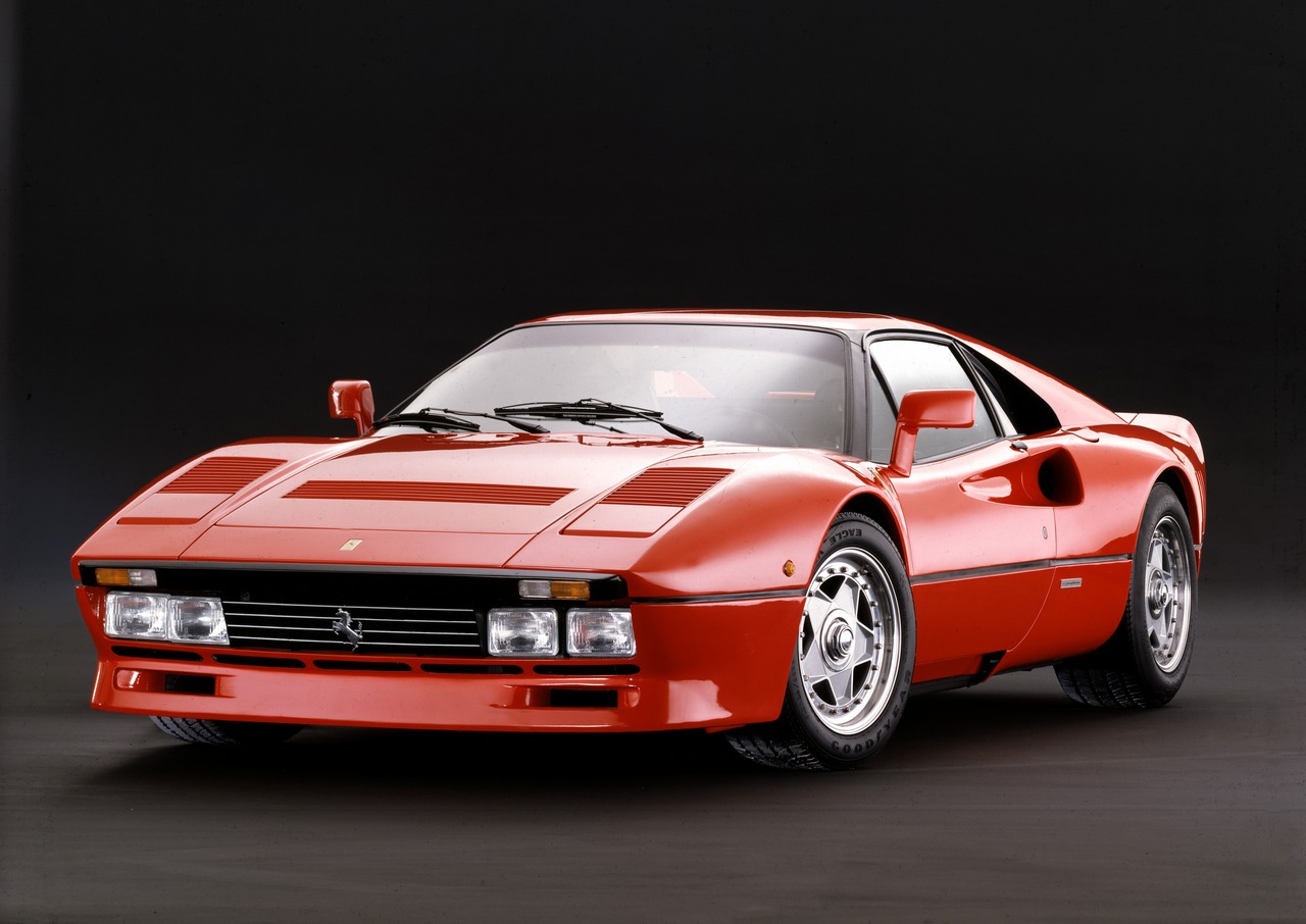 ferrari_288_gto_7.jpg
