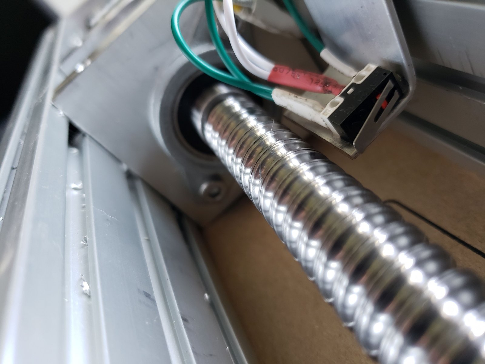 motor top and microswitch.jpg