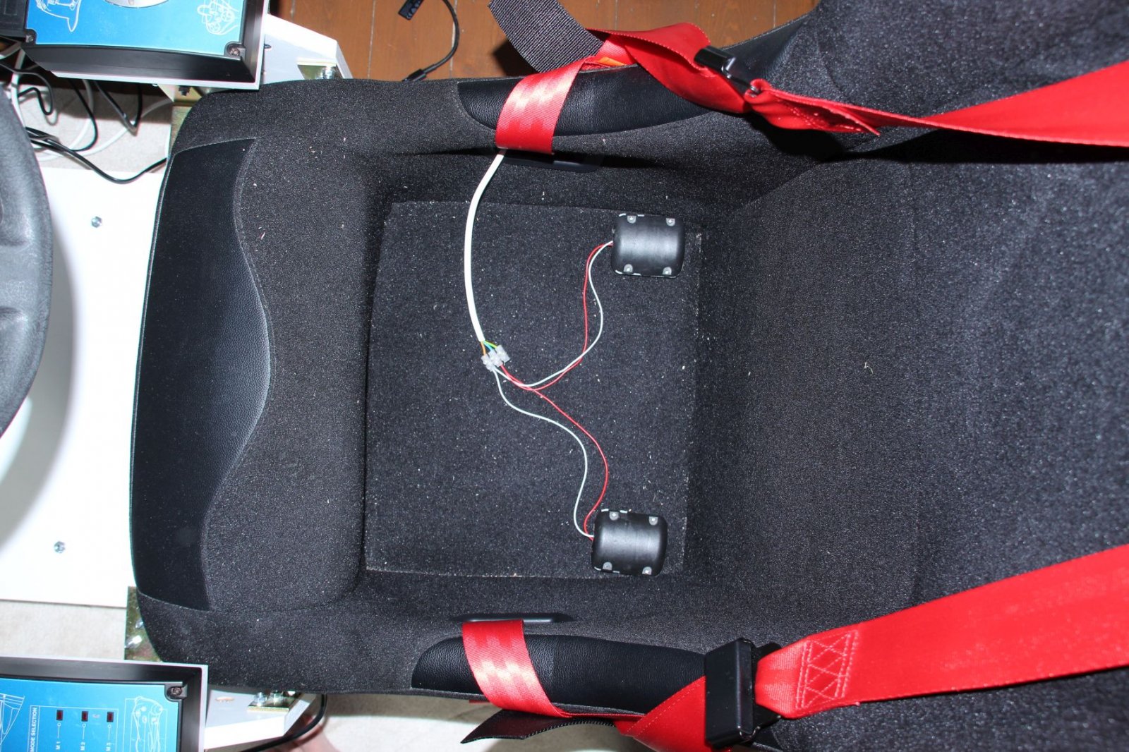 Rumble motors ffb for seat and pedals