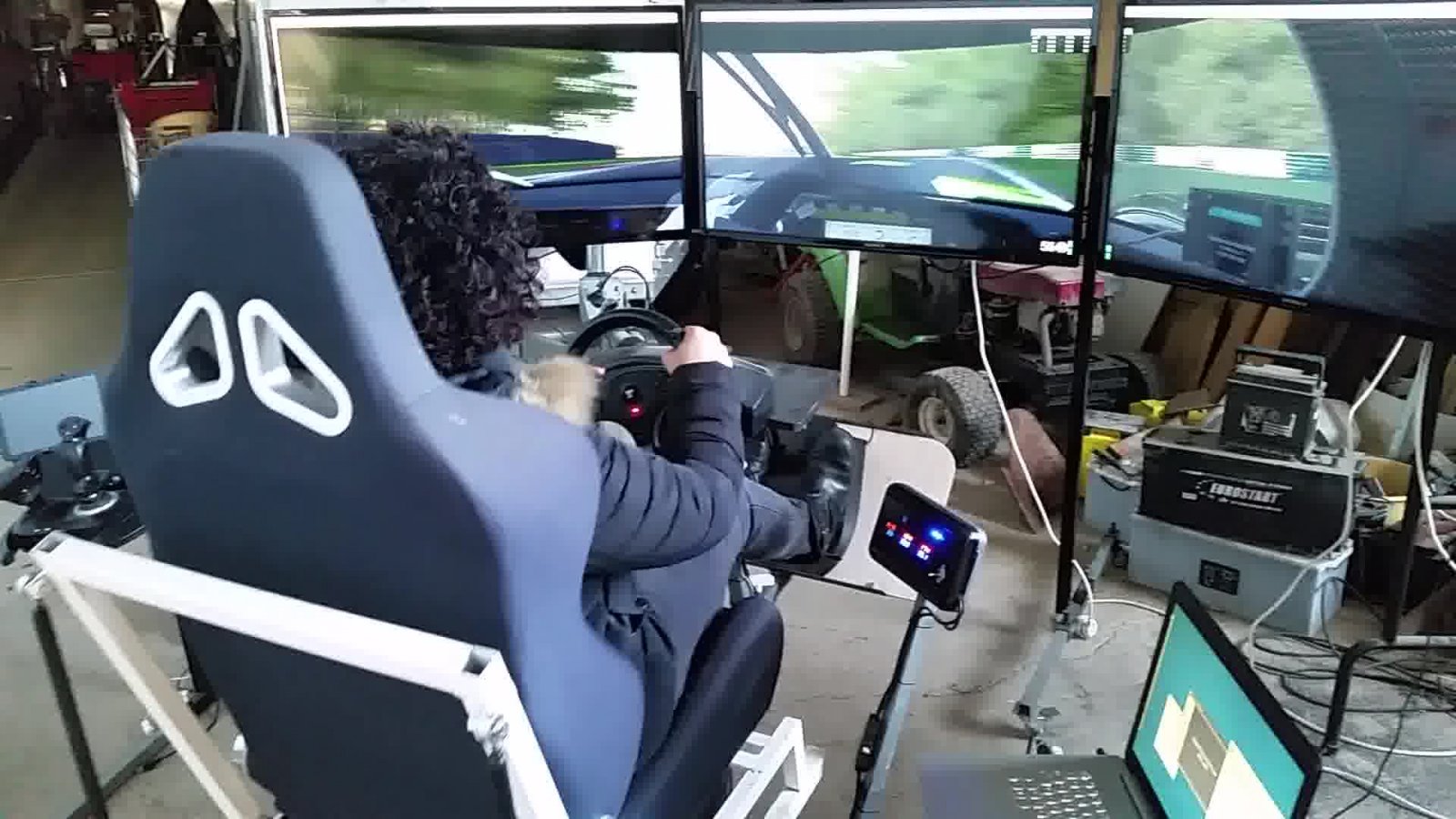 simulateur voiture.jpg