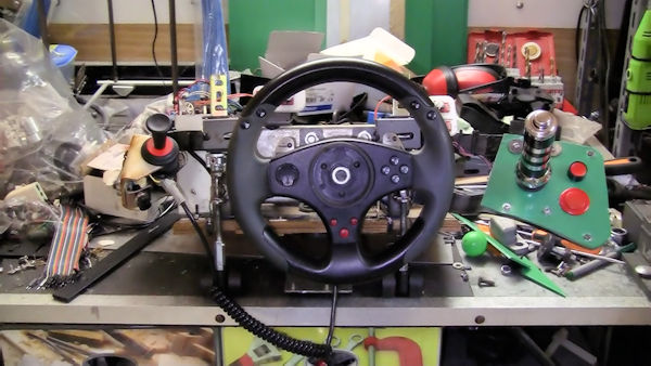 Steering_wheel_complete.jpg
