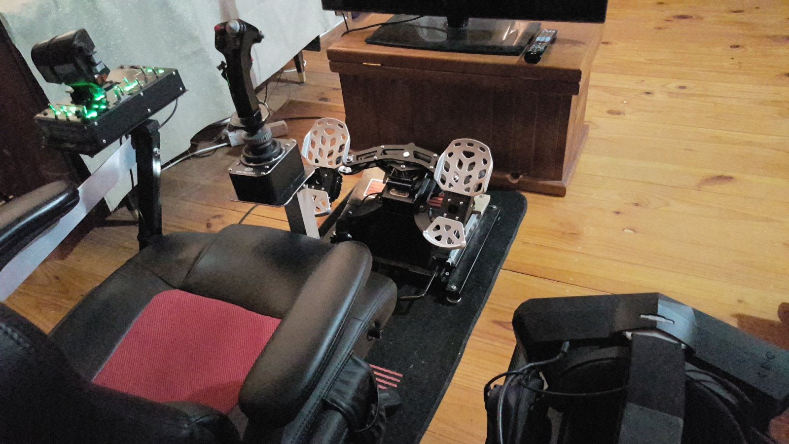 VirpilPedals.jpg