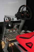 deaks-simulator-steering-detail.jpg